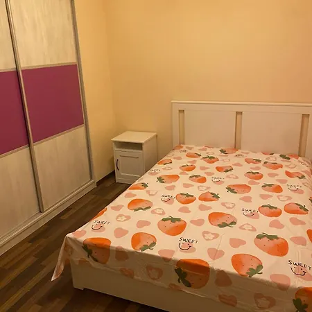 House With 2 Bedrooms ブカレスト